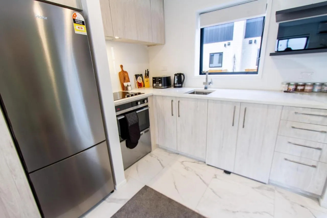 Sunny Townhouse Central City 2 Bedroom Κράισττσερτς
